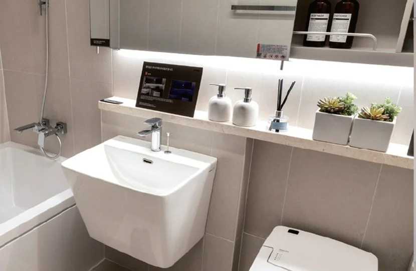 BATH ROOM